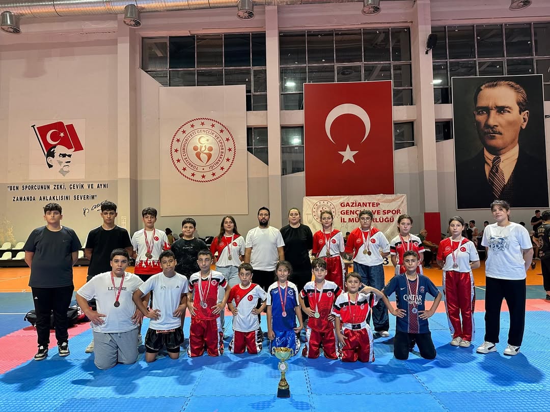 BÜYÜK BAŞARI 🥊 GAZİANTEP 30 AĞUSTOS ZAFER BAYRAMI KUPASI KİCK BOKS ŞAMPİYONASI Gaziantep ili...