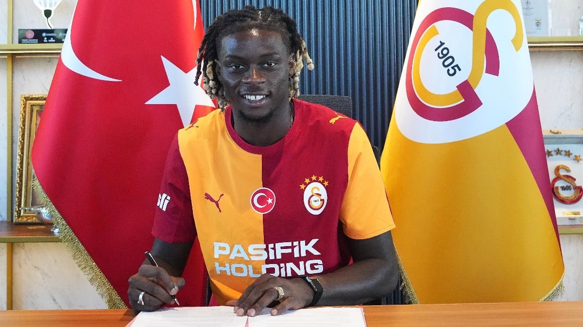 Galatasaray, Lesley Ugochukwu'yu kiralık olarak kadrosuna kattı